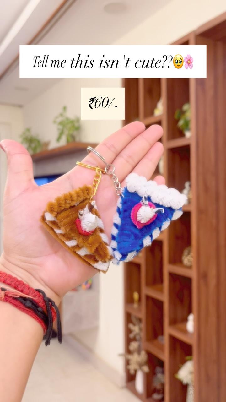 Cute Purse Bag Keychain - Image 1